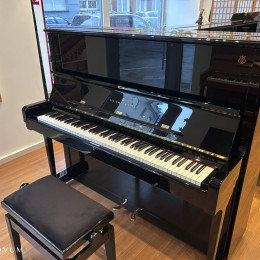 Steinway & Sons K-132 von 1997 in Black glossy