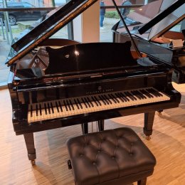 Steinway & Sons B-211 von 1991 in Black glossy