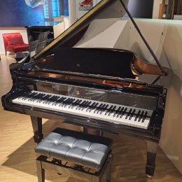 Steinway & Sons M-170 von 1964 in Black glossy